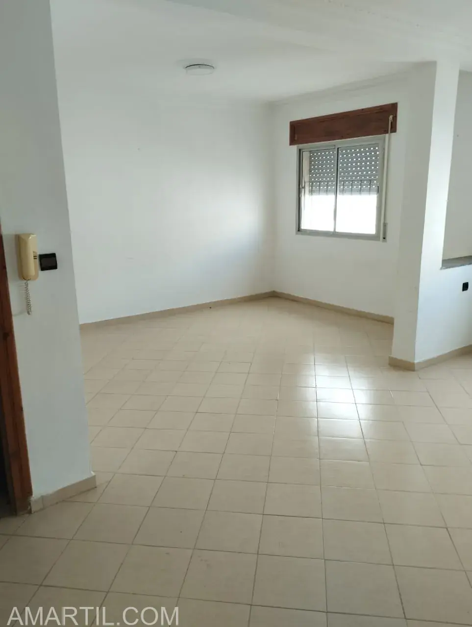شقة للبيع في مارتيل وسط المدينة، بالدور 3، بمساحة 75