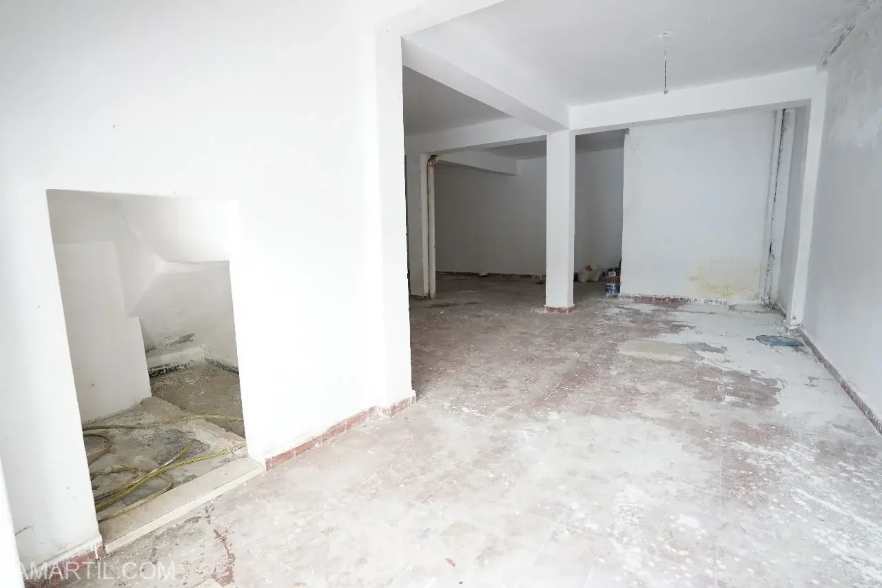 MAGASAIN commercial à vendre à Martil, lhouma jdeda ،  140 MÈTRES