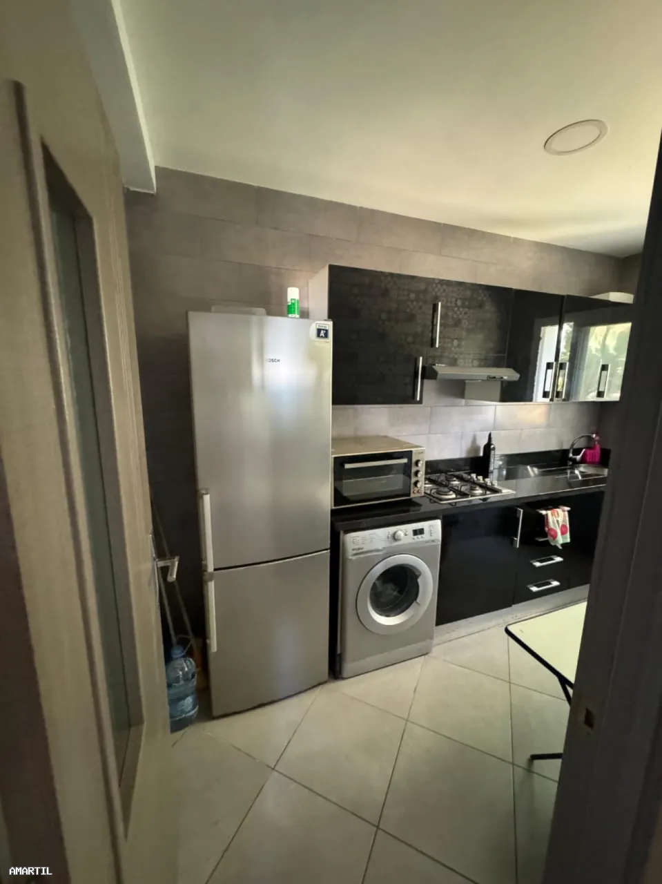 appartement parfait à vendre à cabo negro Rez-de-chaussée salon chambre balcon 