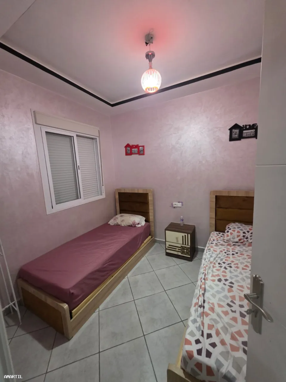 Appartement à louer à bayt laatik 2ch salon au RDC