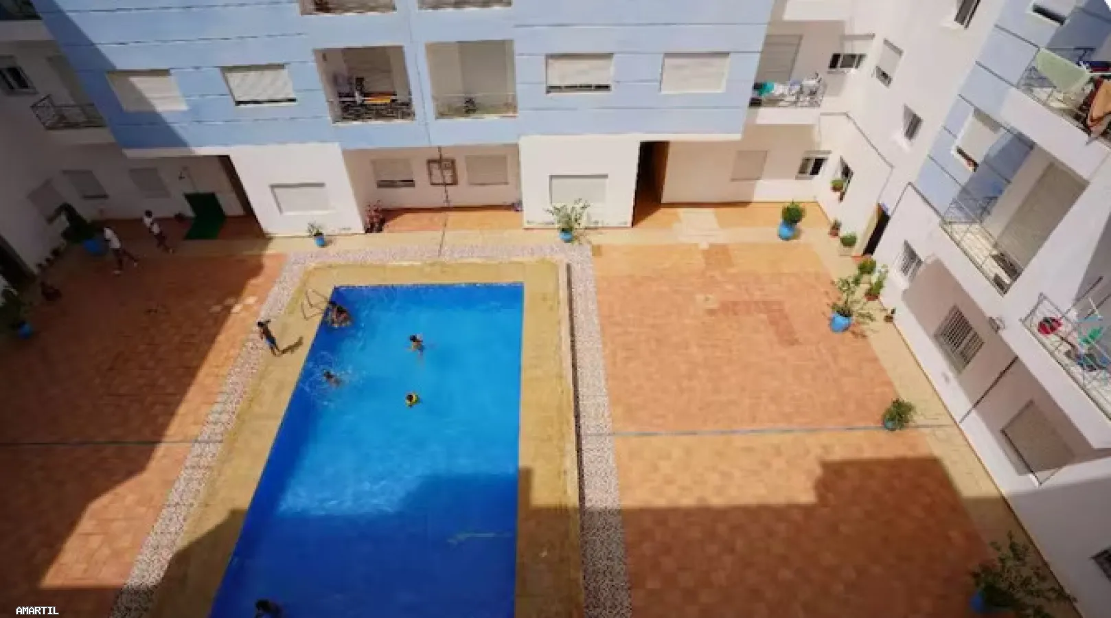 Appartement 2 ch, résidence sécu, piscine, 2 étage