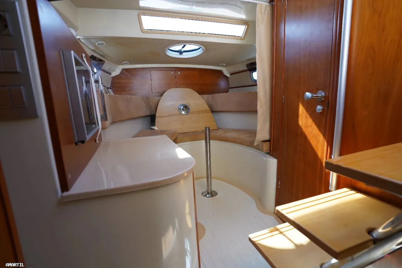 Yacht à louer pour sorties en mer luxe