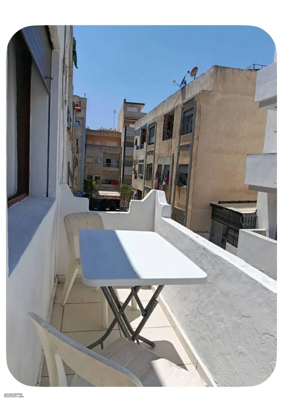 appartement à louer à martil salon et 1 ch ,balcon