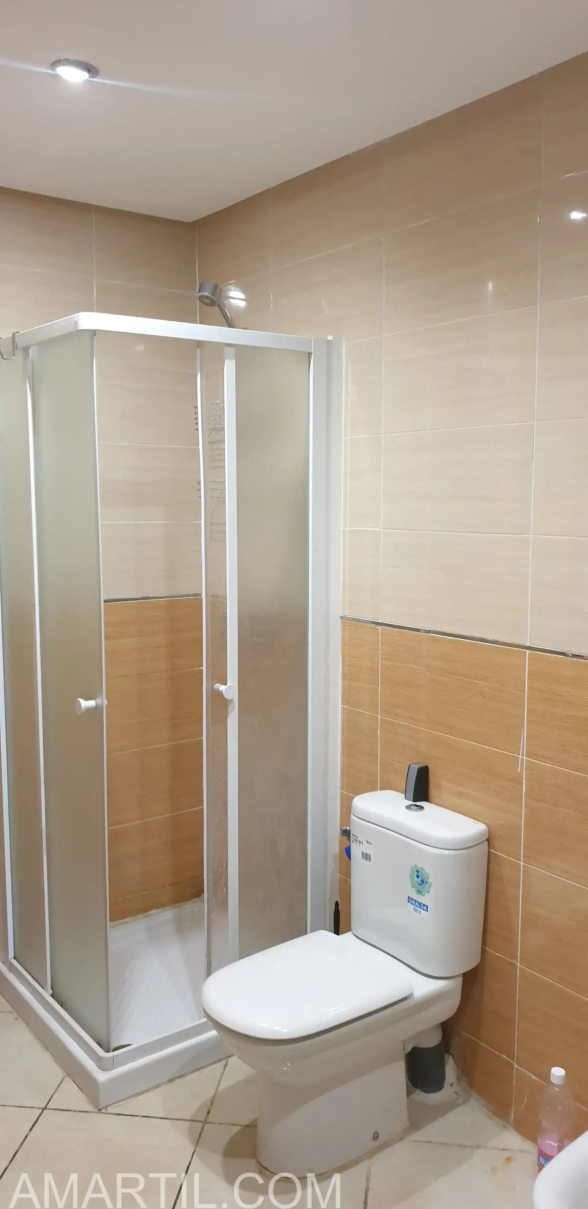 Appartement à louer à Houmat Jadida, avec 1 chambre un salon et une piscine.