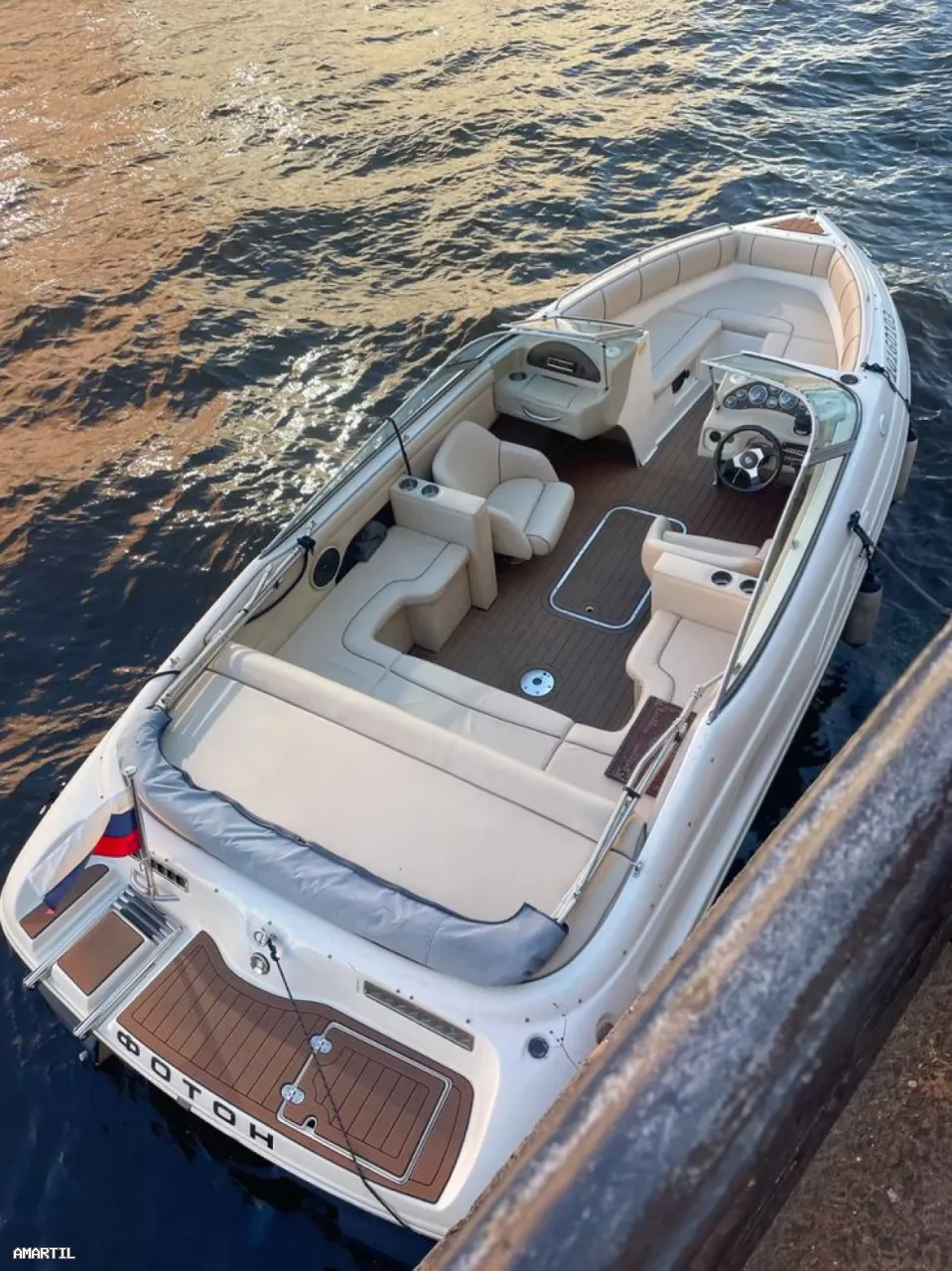 Yacht à louer pour sorties en mer luxe