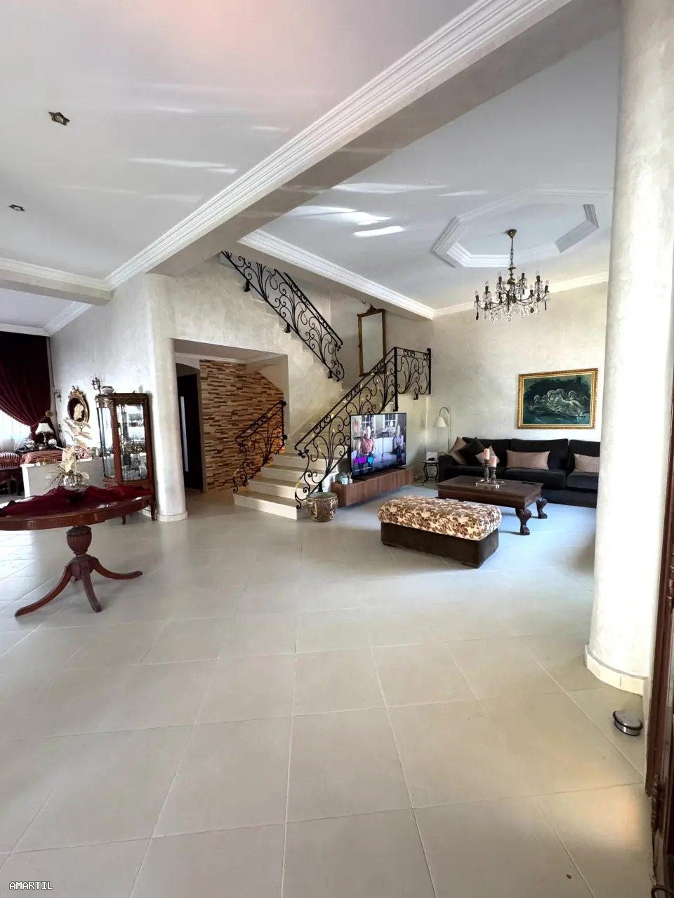 Belle villa à louer à Martil 3 salons avec jardin