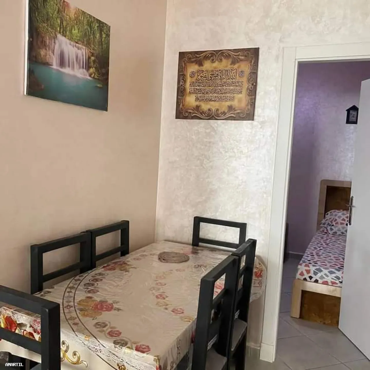 Appartement à louer à bayt laatik 2ch salon au RDC