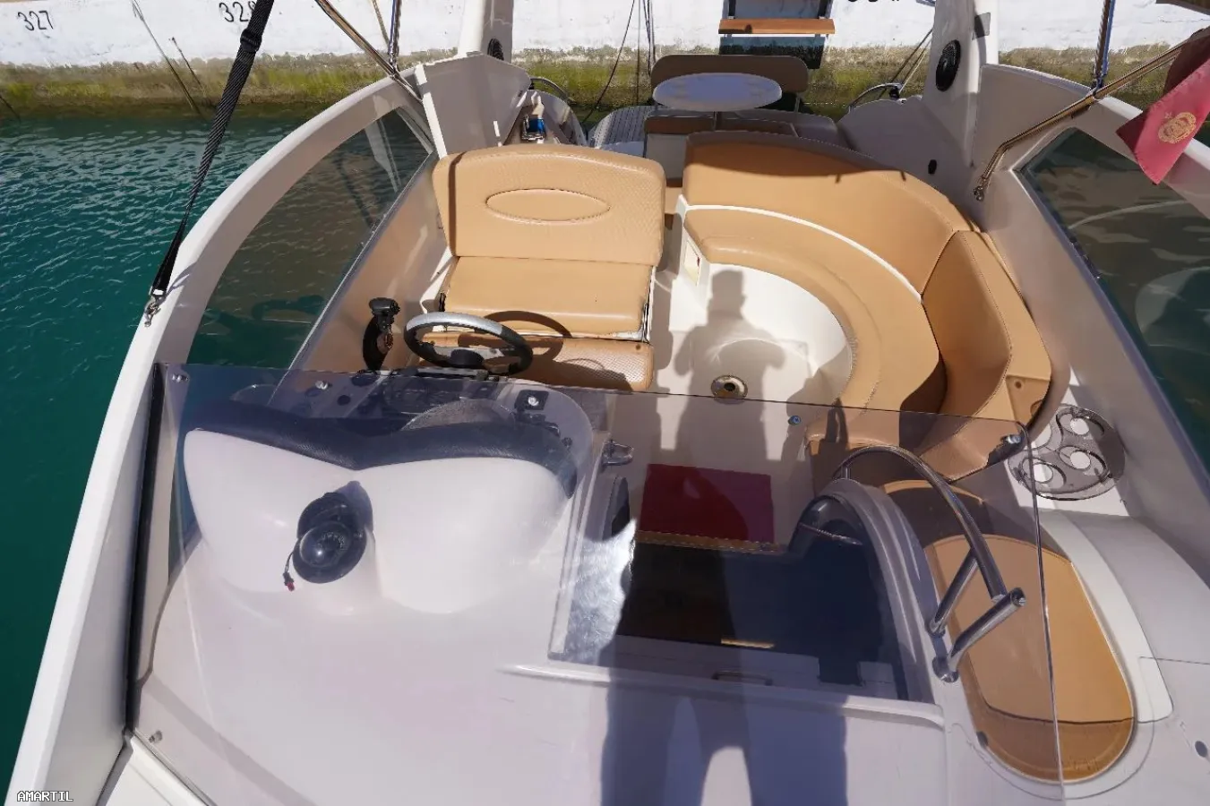 Yacht à louer pour sorties en mer luxe