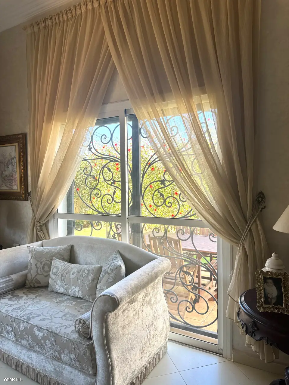 Belle villa à louer à Martil 3 salons avec jardin