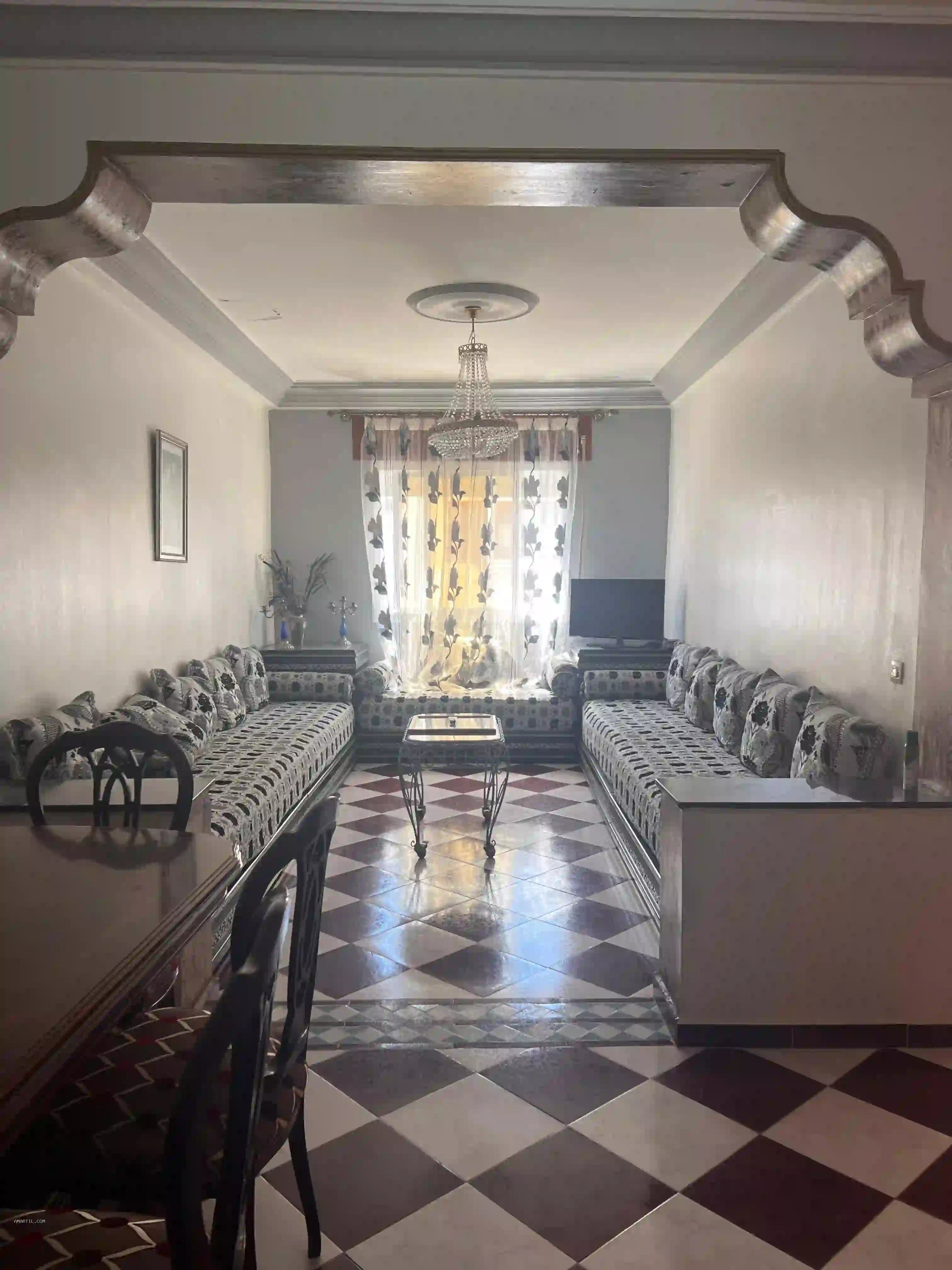 Apartamento de 95 m² en venta en la 3ª planta, compuesto por dos dormitorios y un salón