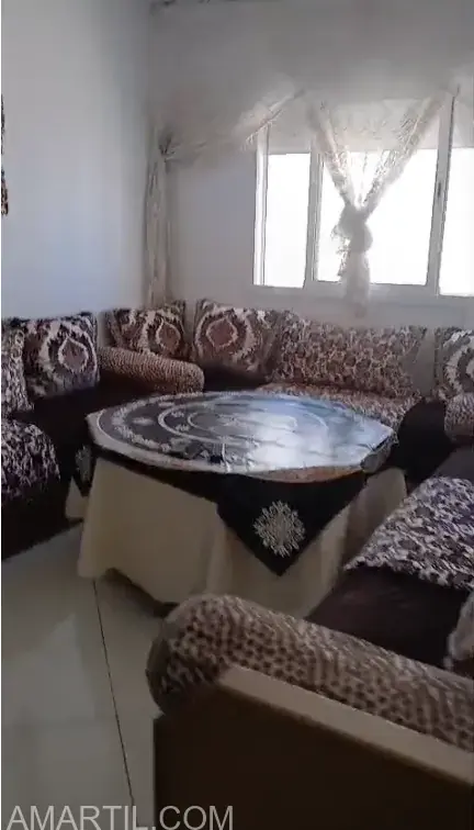 Appartement de 60 m² à vendre  au deuxième étage,  de 2 chambres et un  un salon