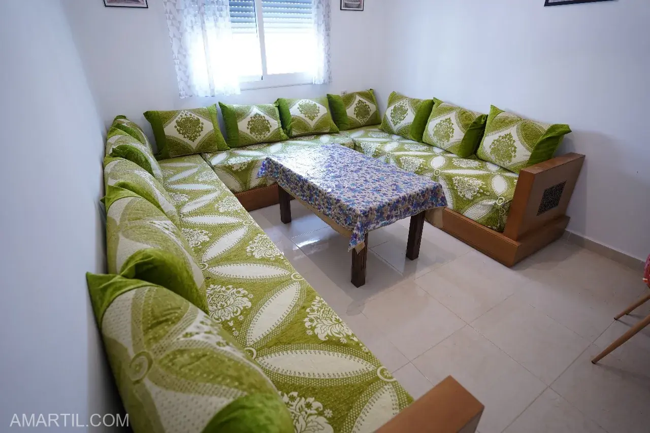 Apartamento en alquiler en Martil con 2 dormitorios, ideal para vacaciones