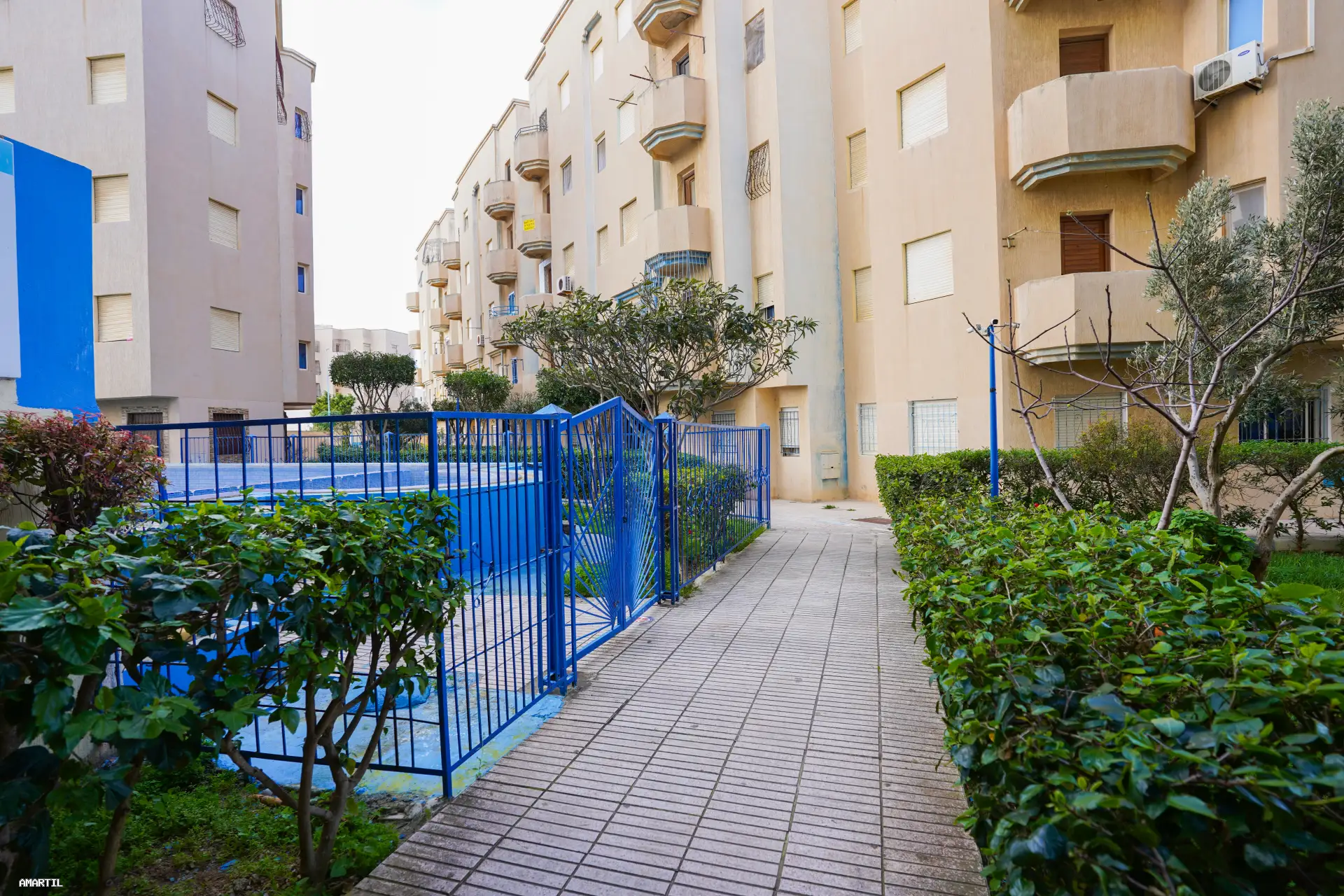 Appartement à vendre à Martil 2 chambres avec piscine et parking