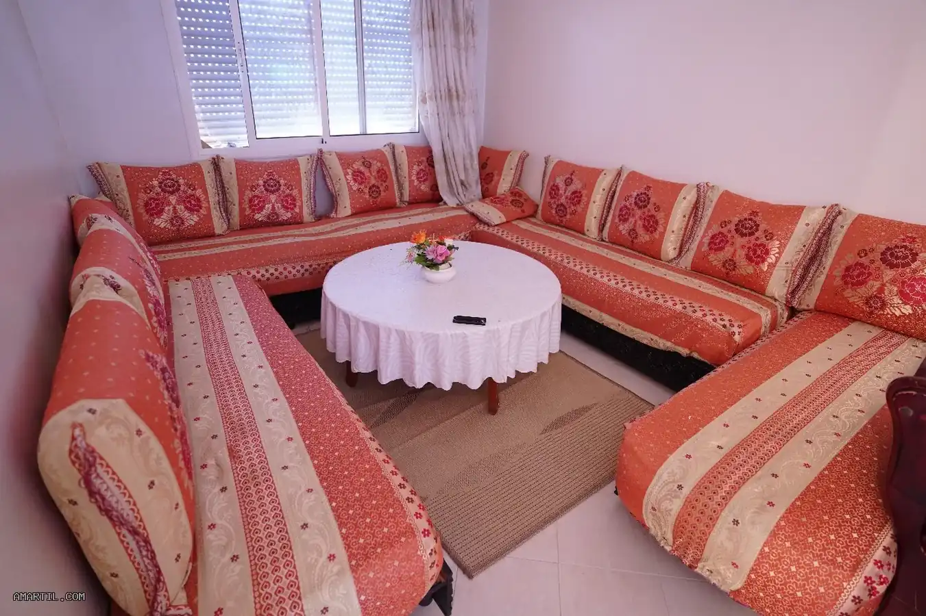 Appartement à louer à martil avec 2 chambre salon et balcon