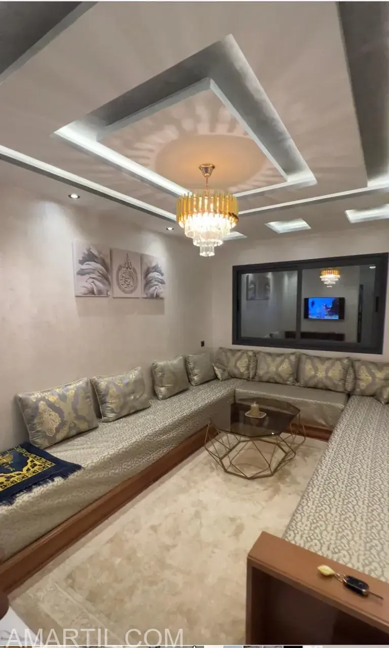 Bel appartement meublé à louer à Martil, premier étage proche de la mer