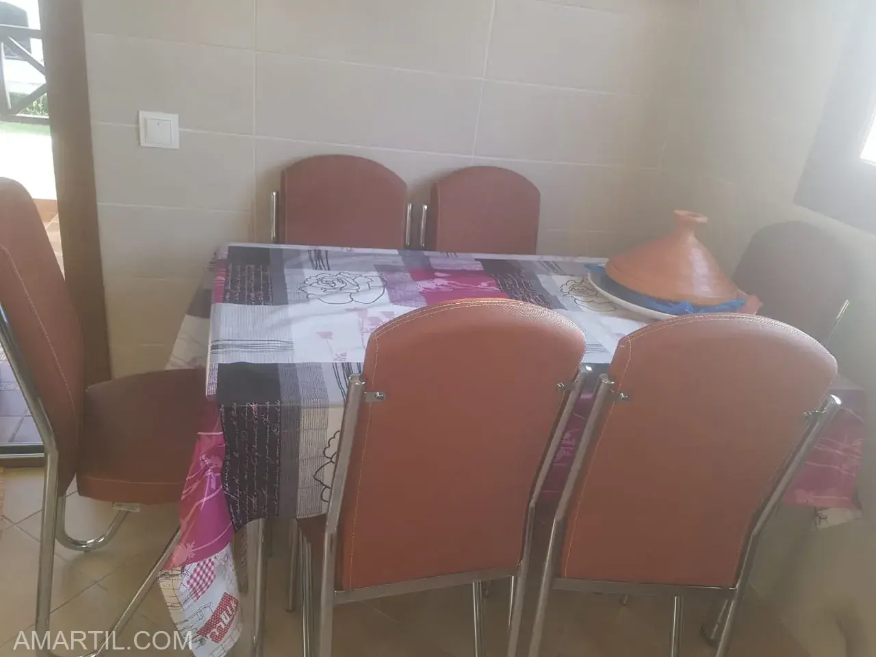 Appartement à louer à Cabo Negro 3 chambres salon balcon  1 er etg la piscine