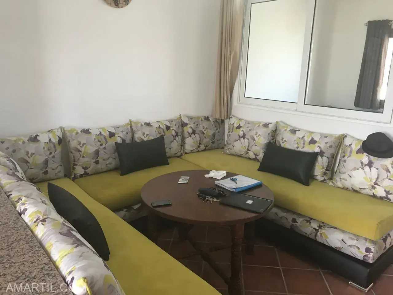 parfait appartement à louer à cabo negro salon 2 chambre balcon 4ème étage 56 mè